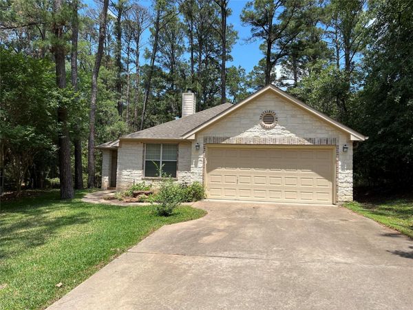 112 Huelo CT, Bastrop, TX 78602