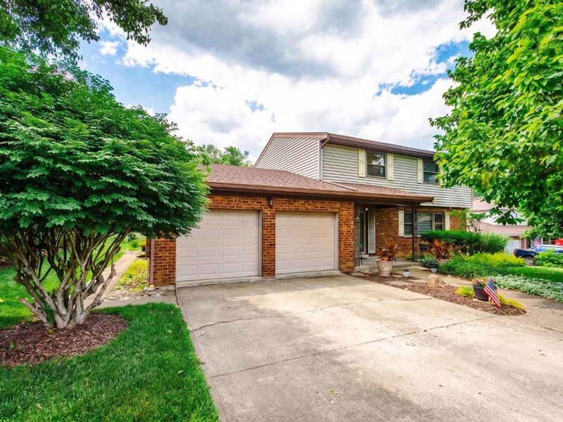 2718 Werkridge Drive, Cincinnati, OH 45248 Photo 2