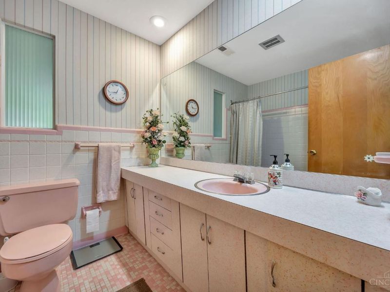 2718 Werkridge Drive, Cincinnati, OH 45248 Photo 33