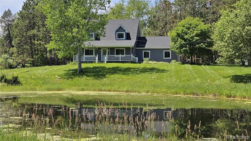6790 Hinchey Road, Putnam Township, MI 48169 Main Photo
