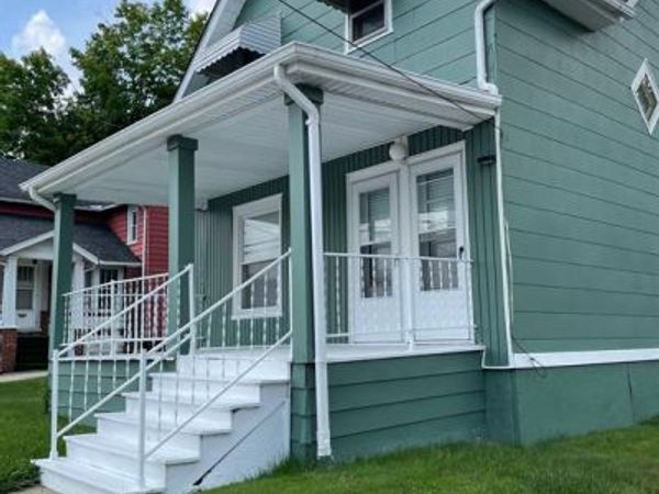 7562 Miller Road, Swartz Creek, MI 48473