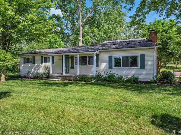 470 Oak Grove Drive, Orion Twp, MI 48362