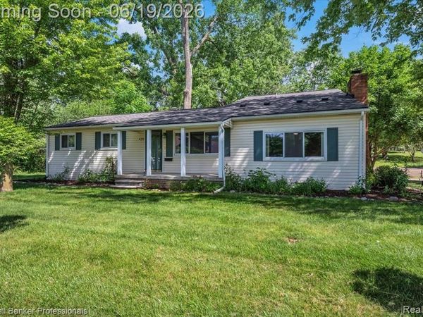 470 Oak Grove Drive, Orion Twp, MI 48362