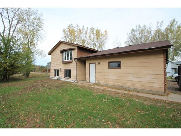 1078 122nd Avenue NW, Coon Rapids, MN 55448