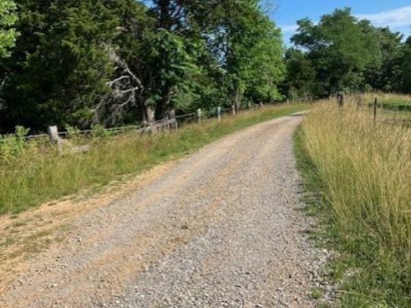 266 Glade Lane, Point Pleasant, WV 25550