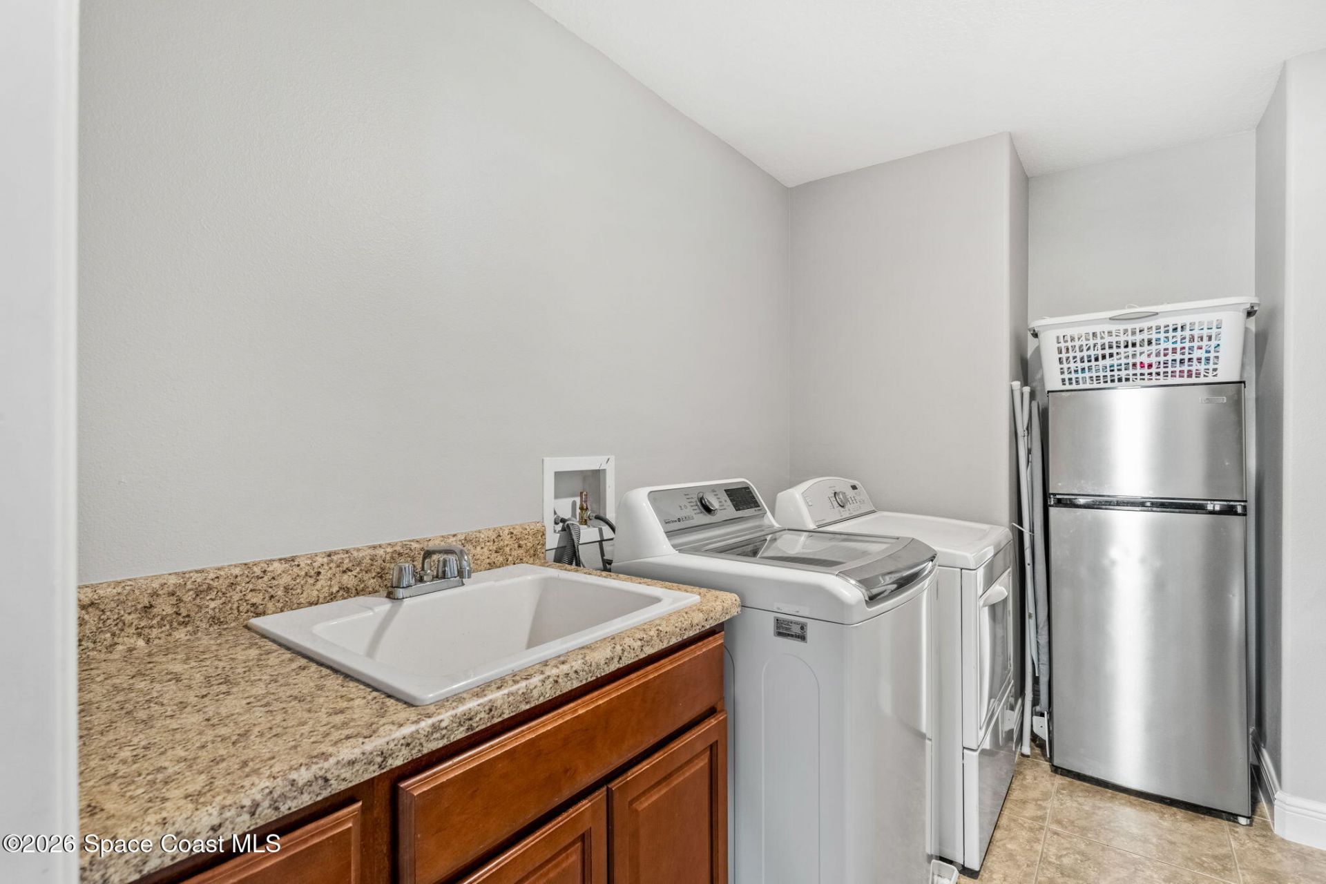 608 Mandalay Grove Court, Merritt Island, FL 32953 Photo