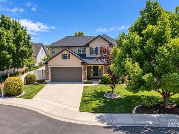 2946 N Christian Way, Meridian, ID 83646