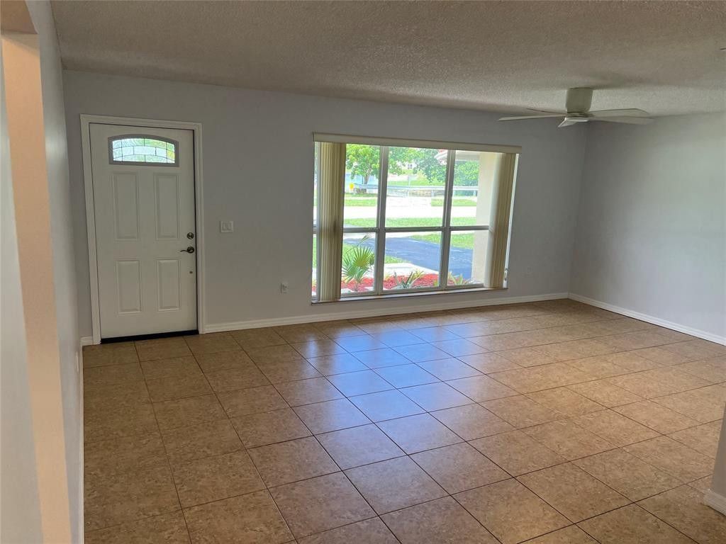 2650 NW 94th Way, Sunrise, FL 33322 Photo