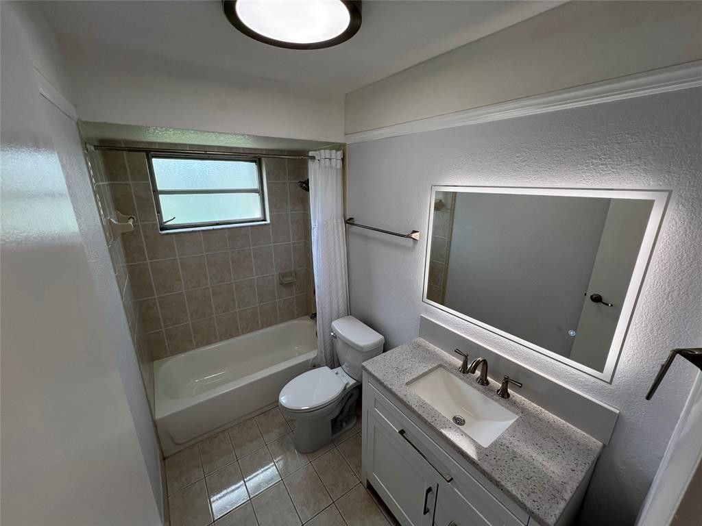 2650 NW 94th Way, Sunrise, FL 33322 Photo