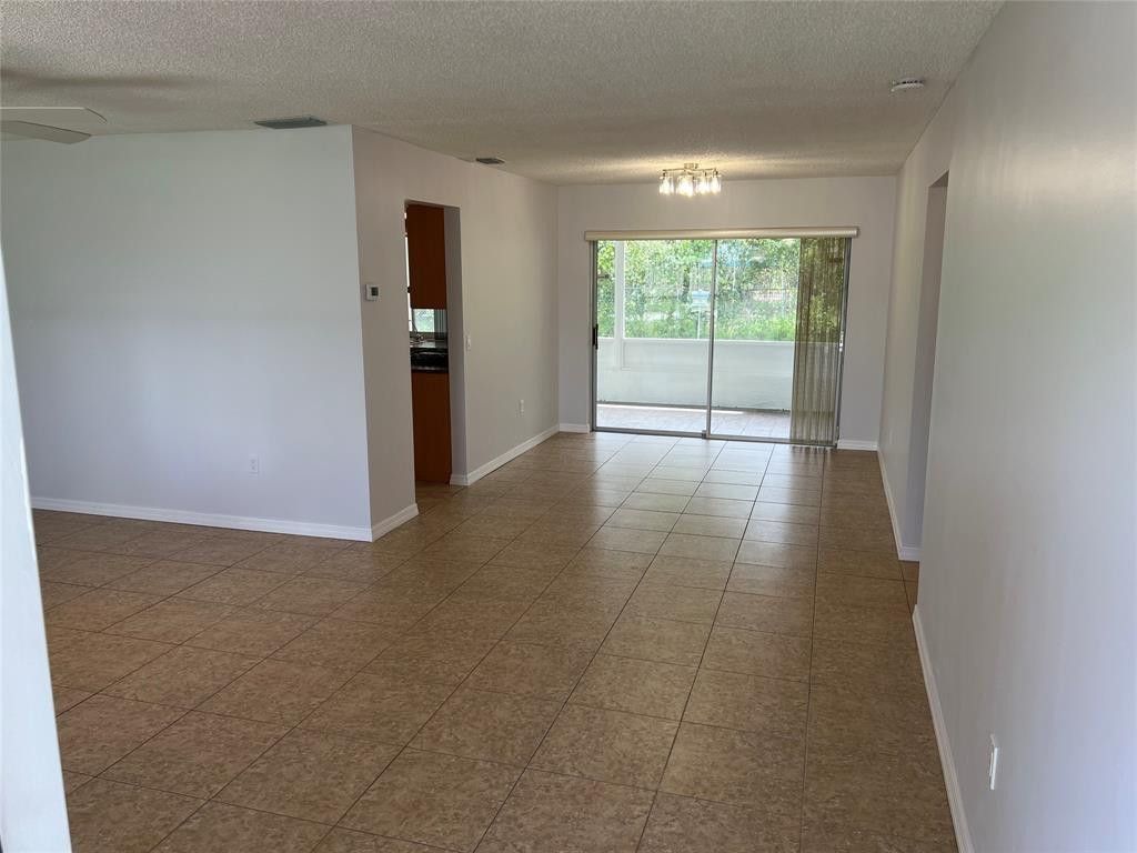 2650 NW 94th Way, Sunrise, FL 33322 Photo