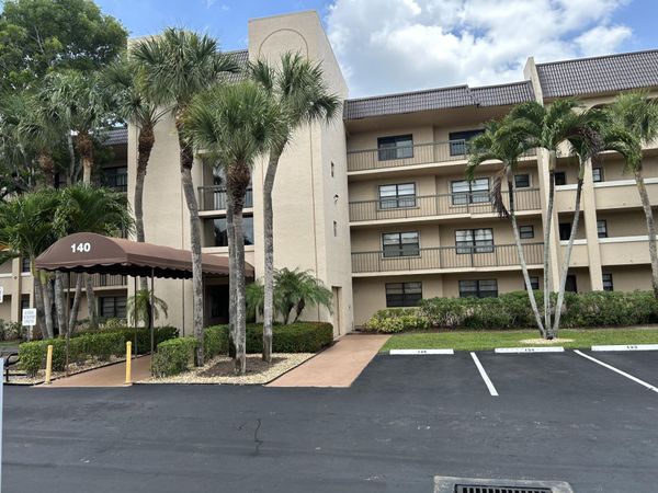 140 Lake Nancy Lane, Unit 115, West Palm Beach, FL 33411
