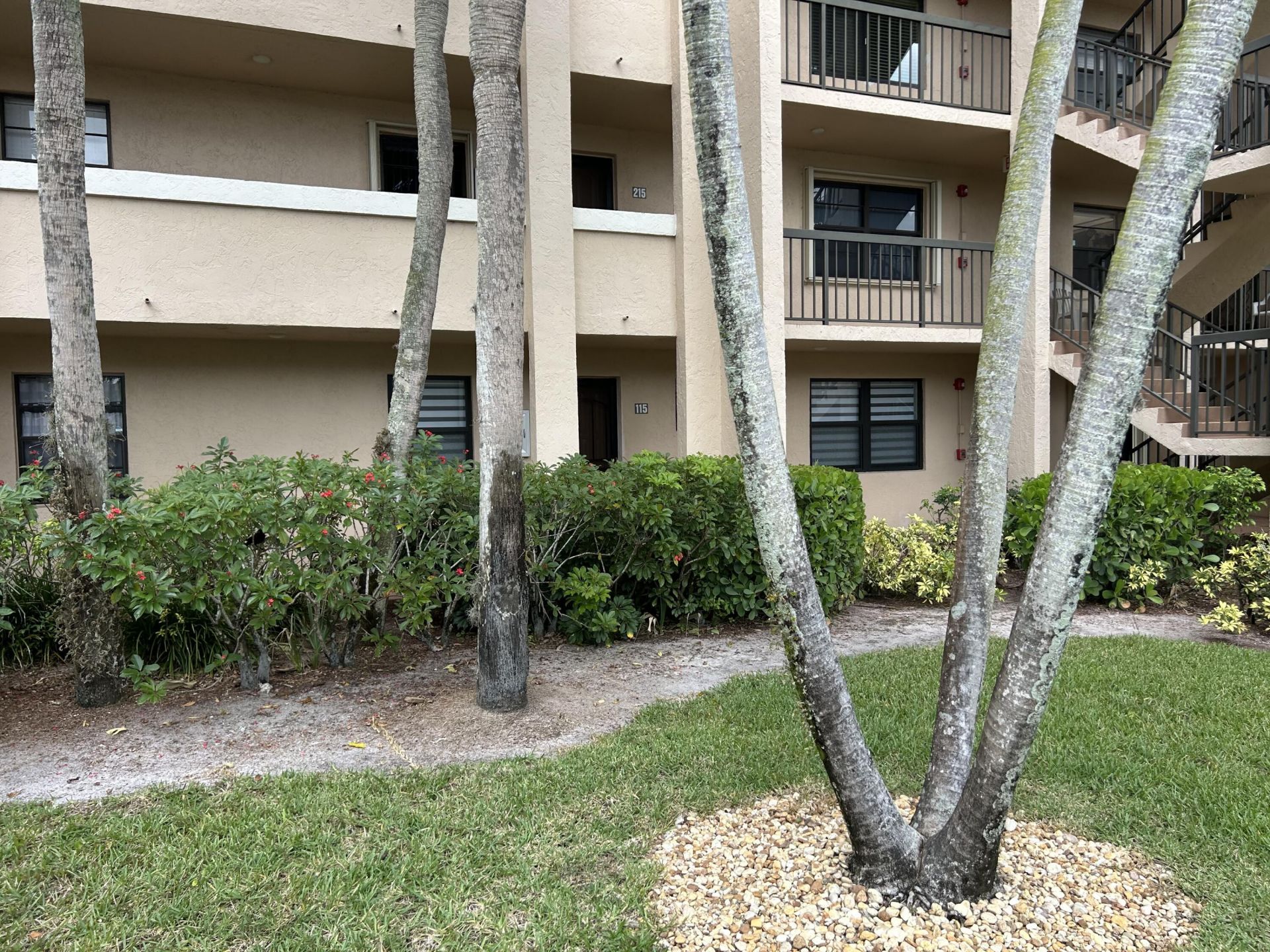 140 Lake Nancy Lane, Unit 115, West Palm Beach, FL 33411 Photo