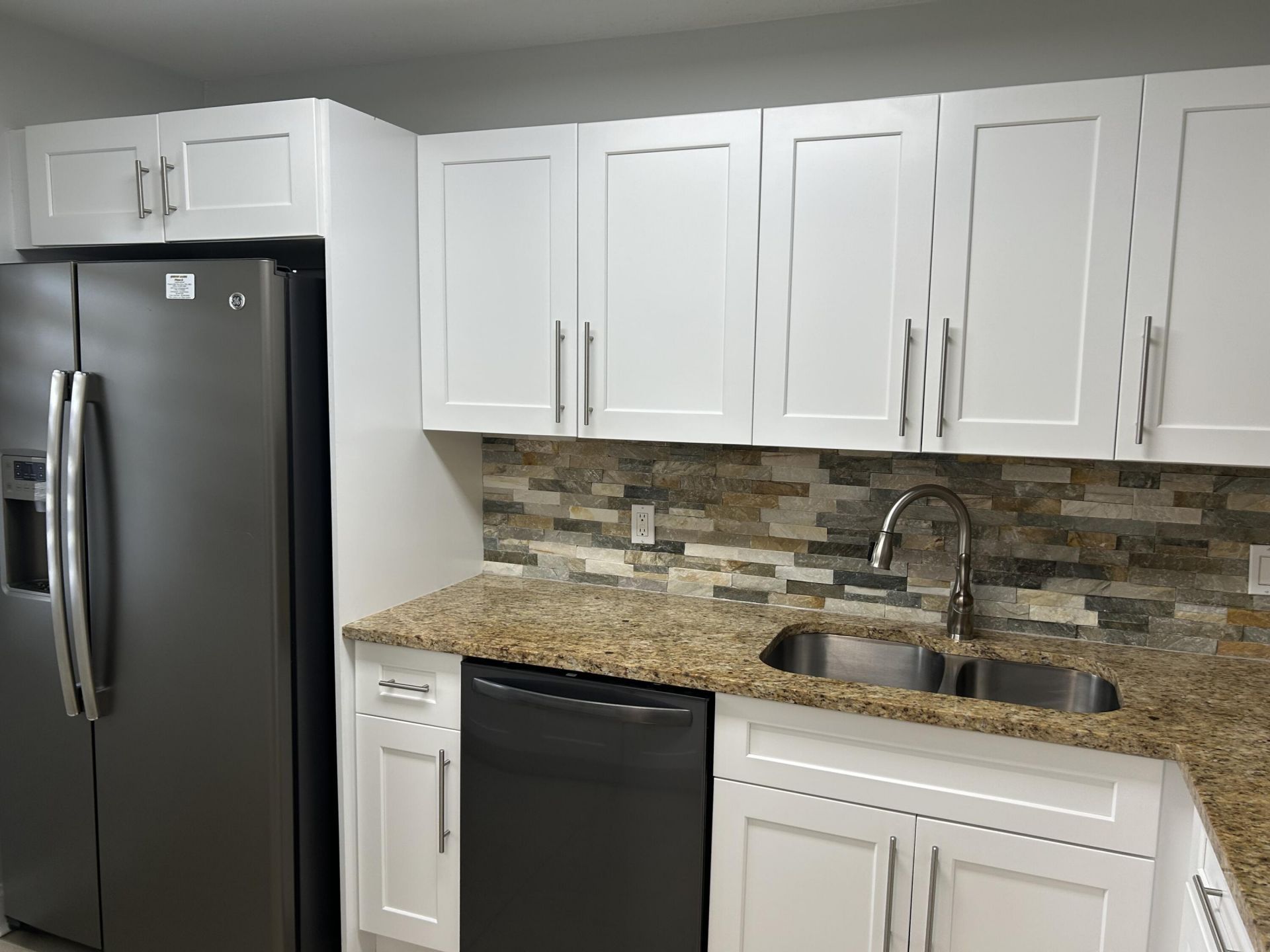 140 Lake Nancy Lane, Unit 115, West Palm Beach, FL 33411 Photo