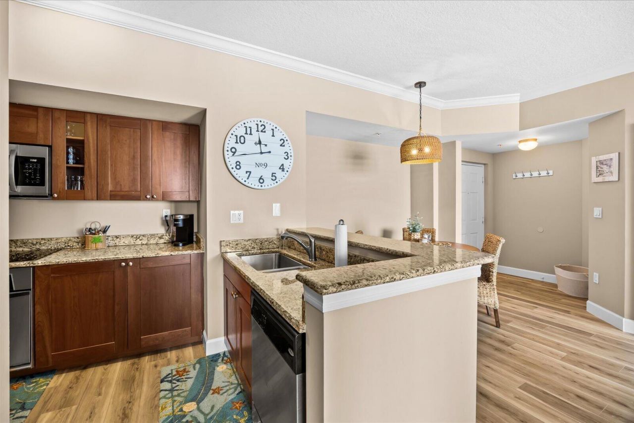 715 NW Flagler Avenue, Unit 302, Stuart, FL 34994 Photo