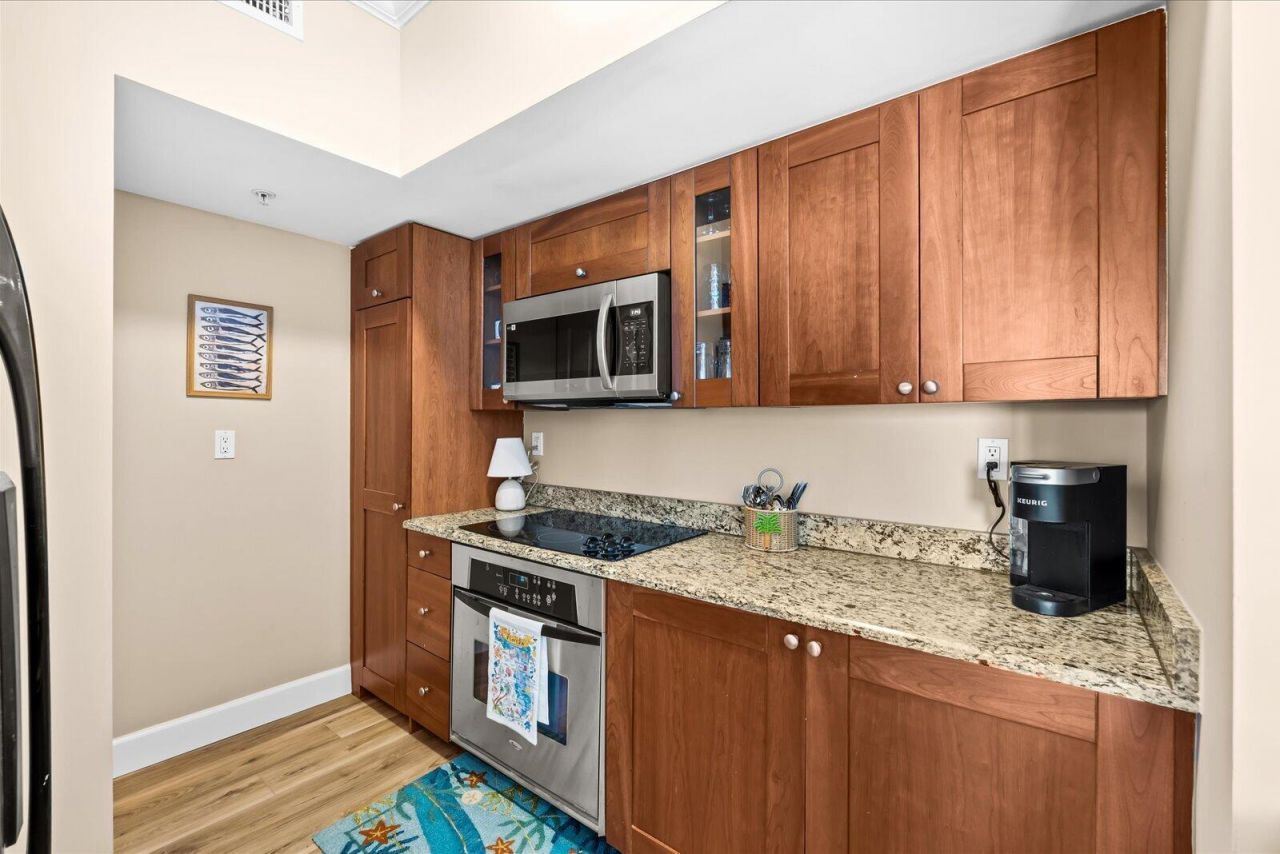 715 NW Flagler Avenue, Unit 302, Stuart, FL 34994 Photo