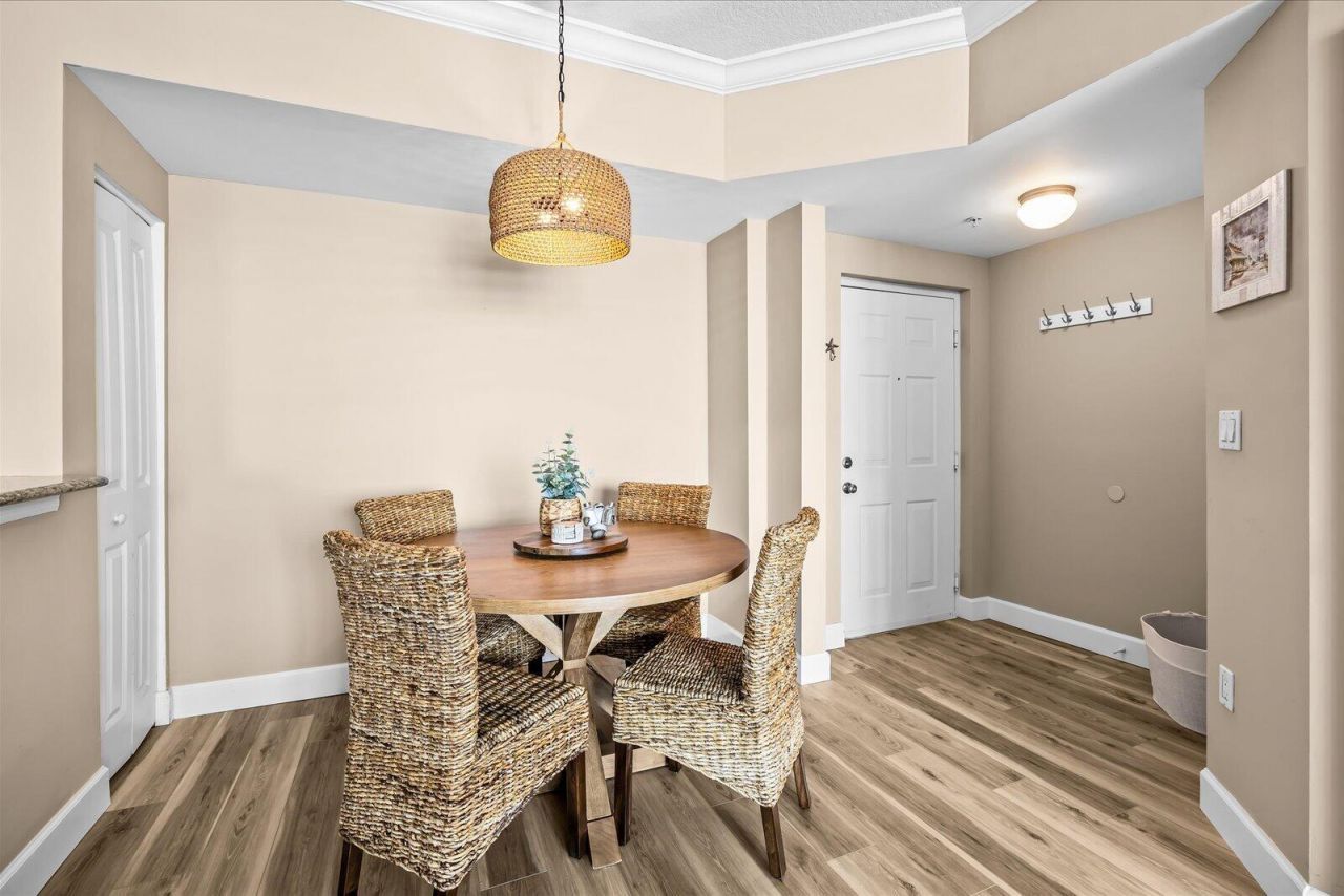 715 NW Flagler Avenue, Unit 302, Stuart, FL 34994 Photo