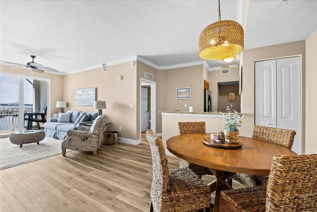 715 NW Flagler Avenue, Unit 302, Stuart, FL 34994 Photo