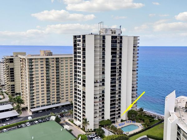 5420 N Ocean, Unit 204, Singer Island, FL 33404