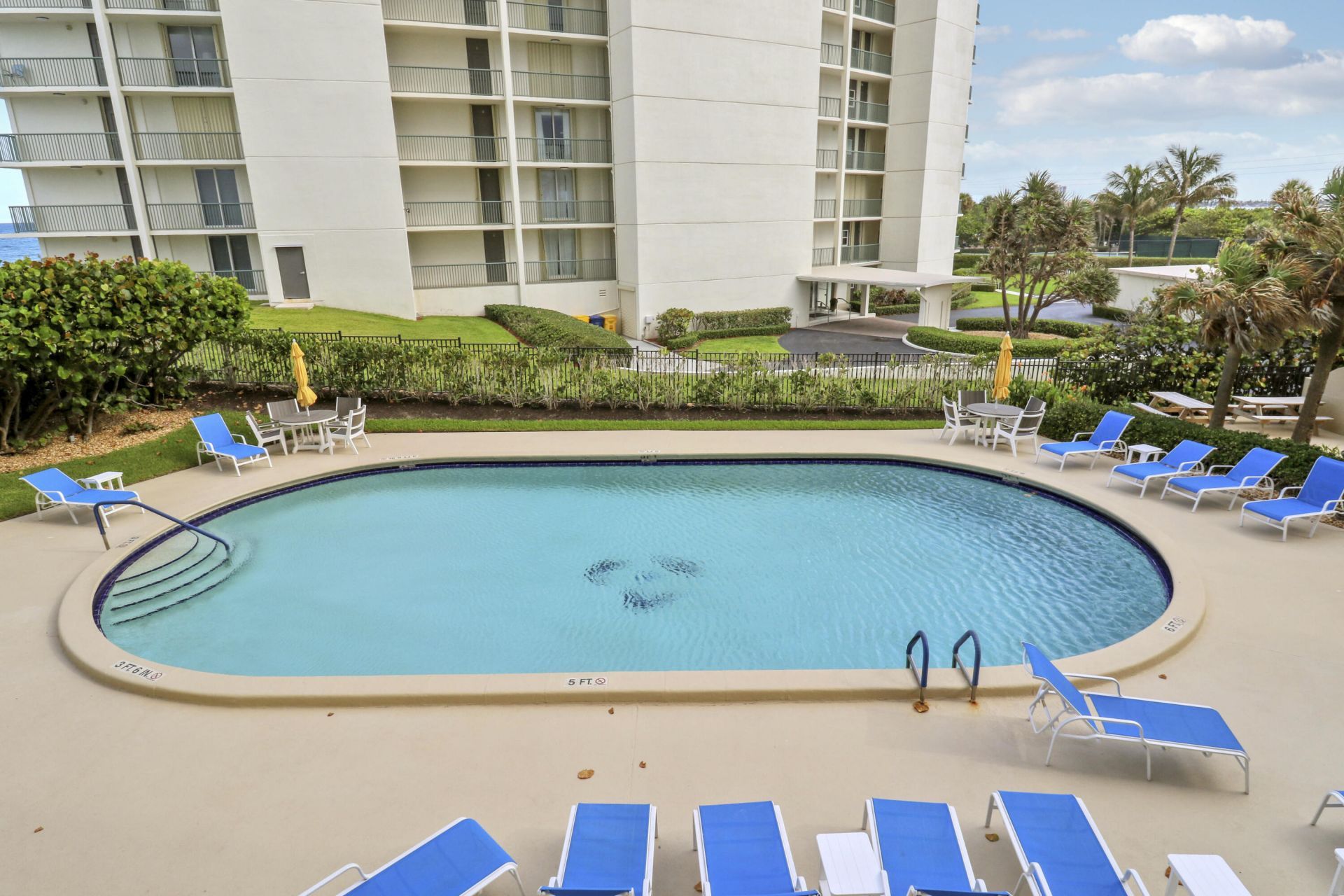 5420 N Ocean, Unit 204, Singer Island, FL 33404 Photo