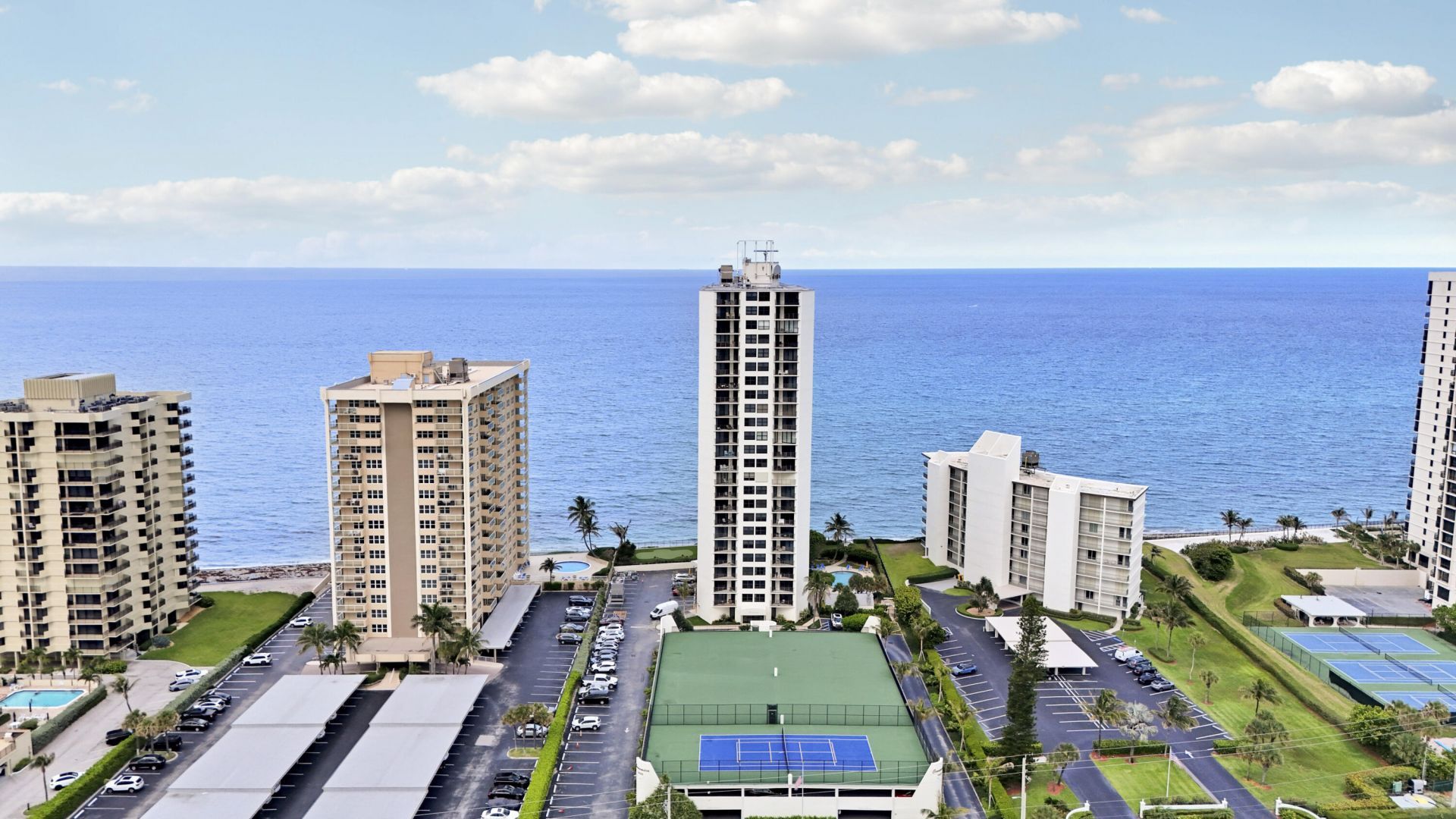 5420 N Ocean Drive, Unit 204, Singer Island, FL 33404 Photo