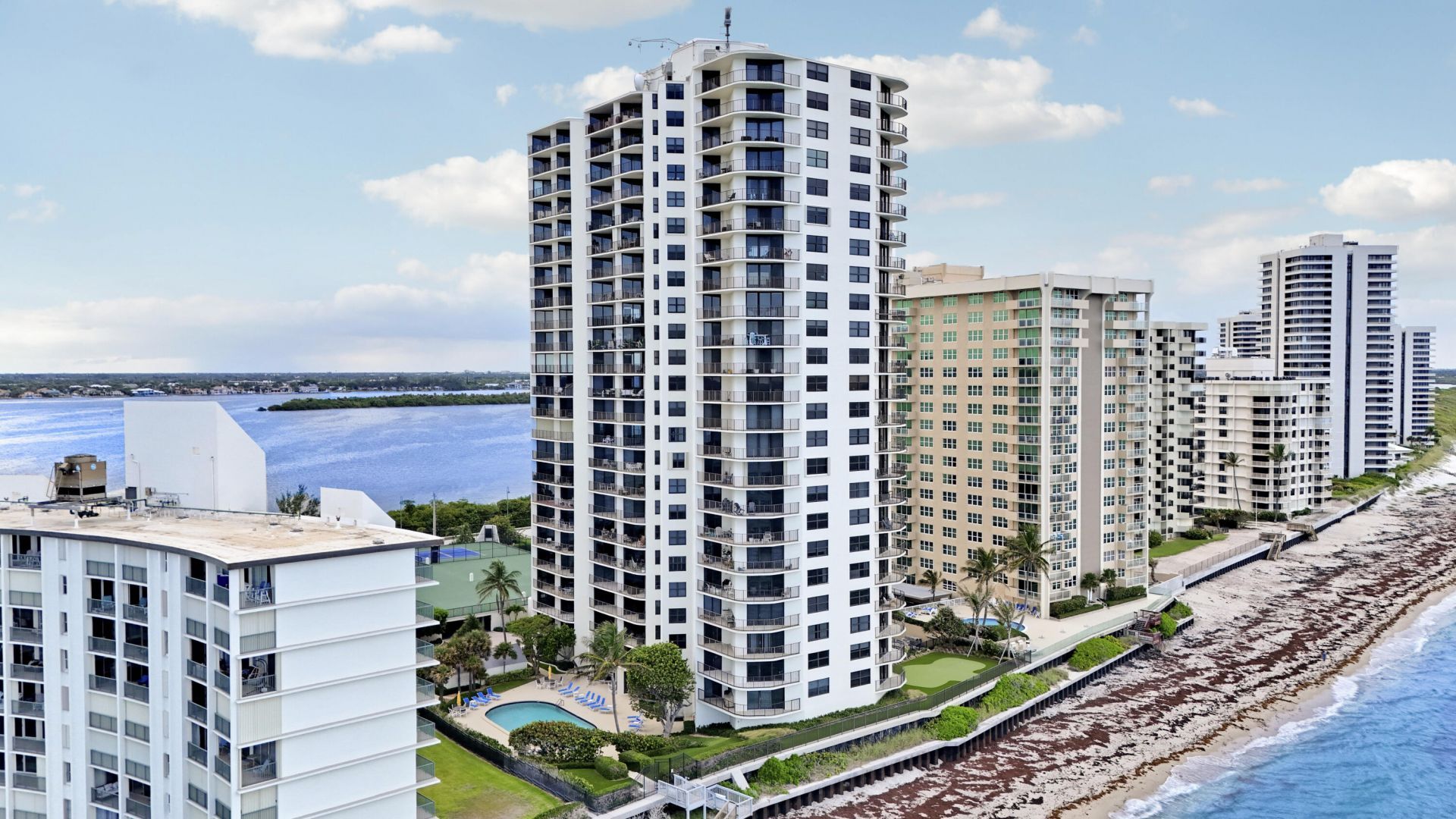 5420 N Ocean, Unit 204, Singer Island, FL 33404 Photo
