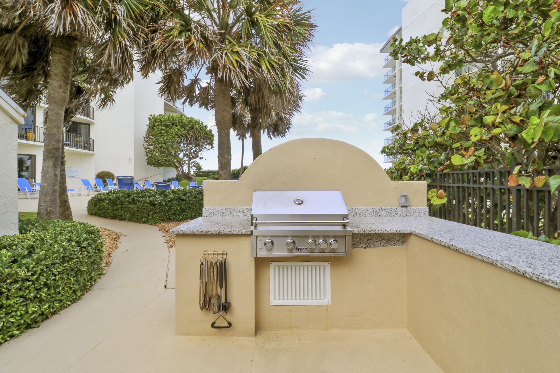5420 N Ocean, Unit 204, Singer Island, FL 33404 Photo