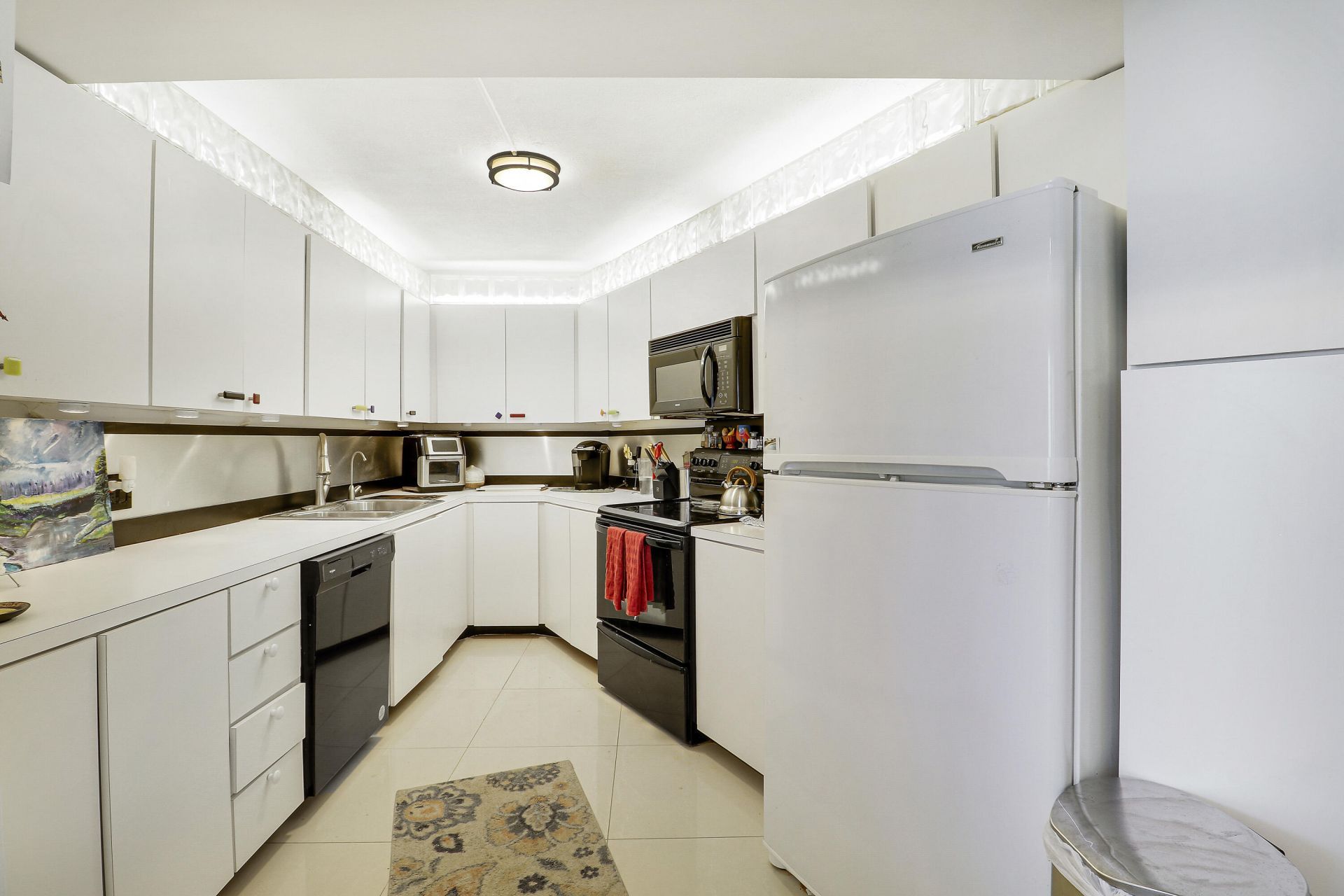 5420 N Ocean, Unit 204, Singer Island, FL 33404 Photo