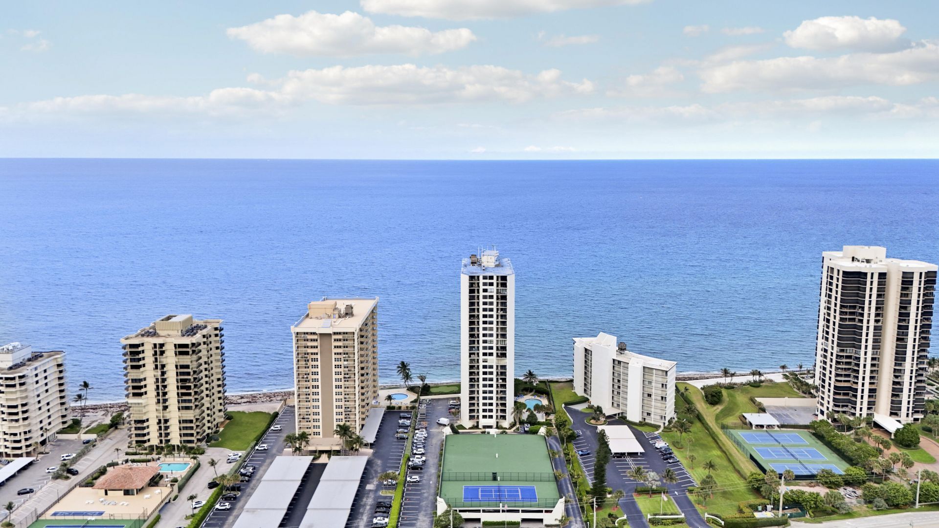 5420 N Ocean, Unit 204, Singer Island, FL 33404 Photo