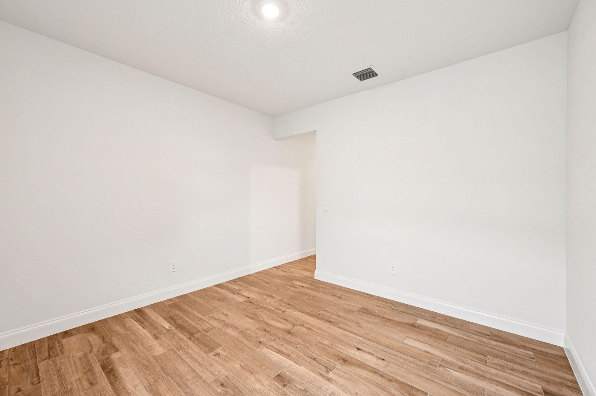 5629 Hampton Park Circle, Vero Beach, FL 32966 Photo