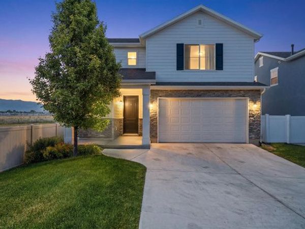 1706 W PARKVIEW DR , Syracuse, UT 84075