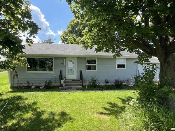601 EAST Street, North Henderson, IL 61466