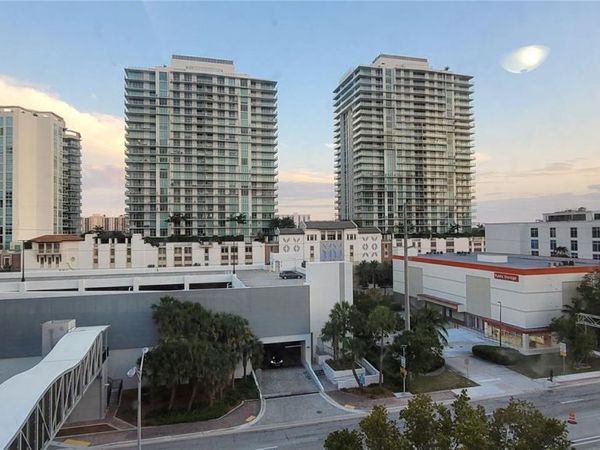 16909 N Bay Rd , Unit 815, Sunny Isles Beach, FL 33160