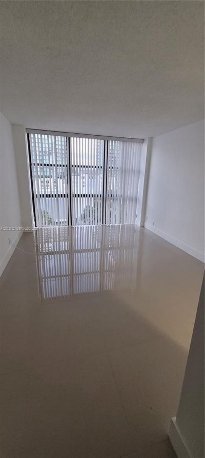 16909 N Bay Rd , Unit 815, Sunny Isles Beach, FL 33160 Photo
