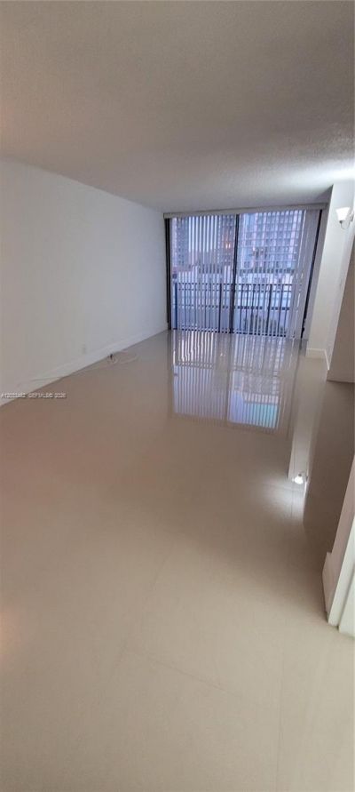 16909 N Bay Rd , Unit 815, Sunny Isles Beach, FL 33160 Photo