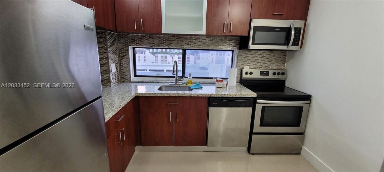 16909 N Bay Rd , Unit 815, Sunny Isles Beach, FL 33160 Photo
