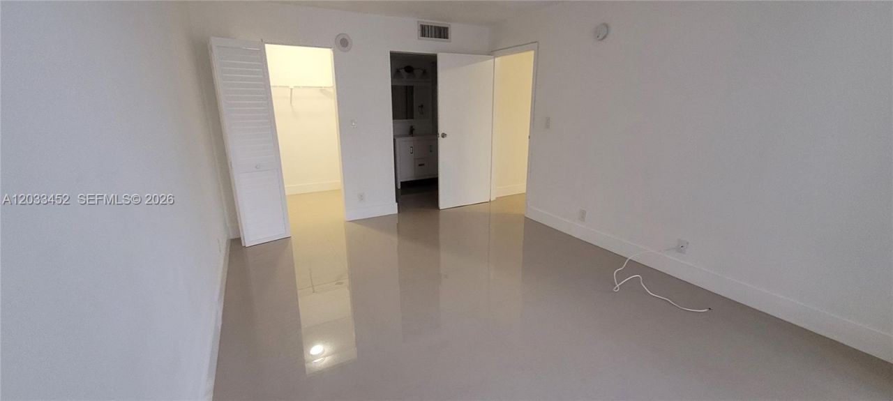 16909 N Bay Rd , Unit 815, Sunny Isles Beach, FL 33160 Photo