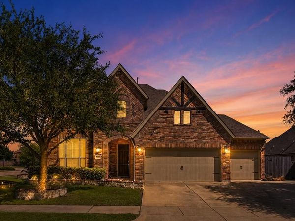 302 Phillips Court , Fate, TX 75087