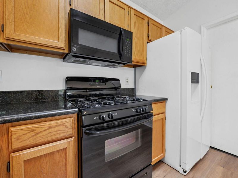 3515 Raflin Drive, Columbus, OH 43231 Photo 11