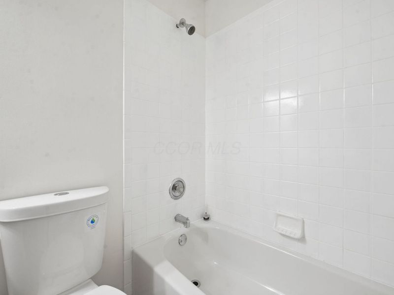 3515 Raflin Drive, Columbus, OH 43231 Photo 18