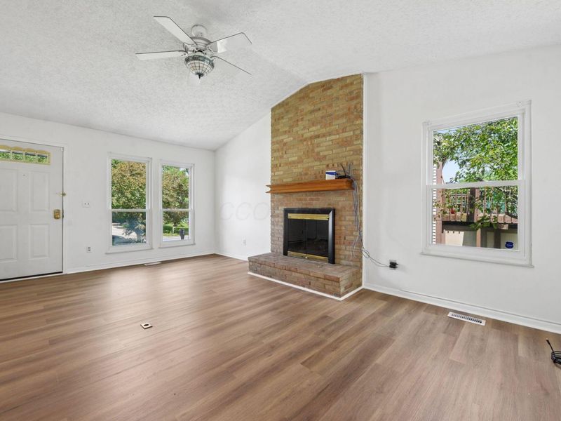 3515 Raflin Drive, Columbus, OH 43231 Photo 8