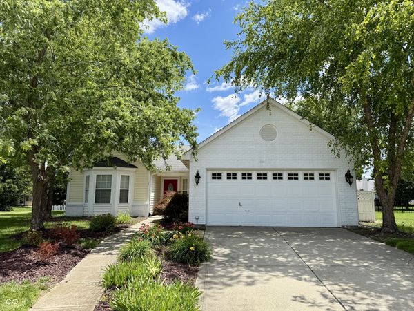 10686 Braewick Circle , Fishers, IN 46037
