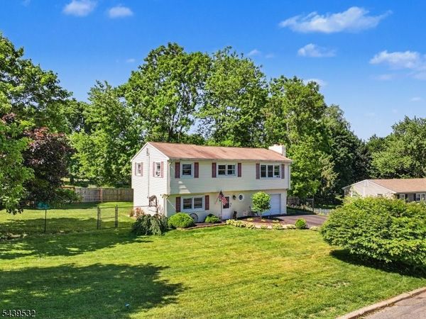14 Bettino Dr, Ogdensburg, NJ 07439