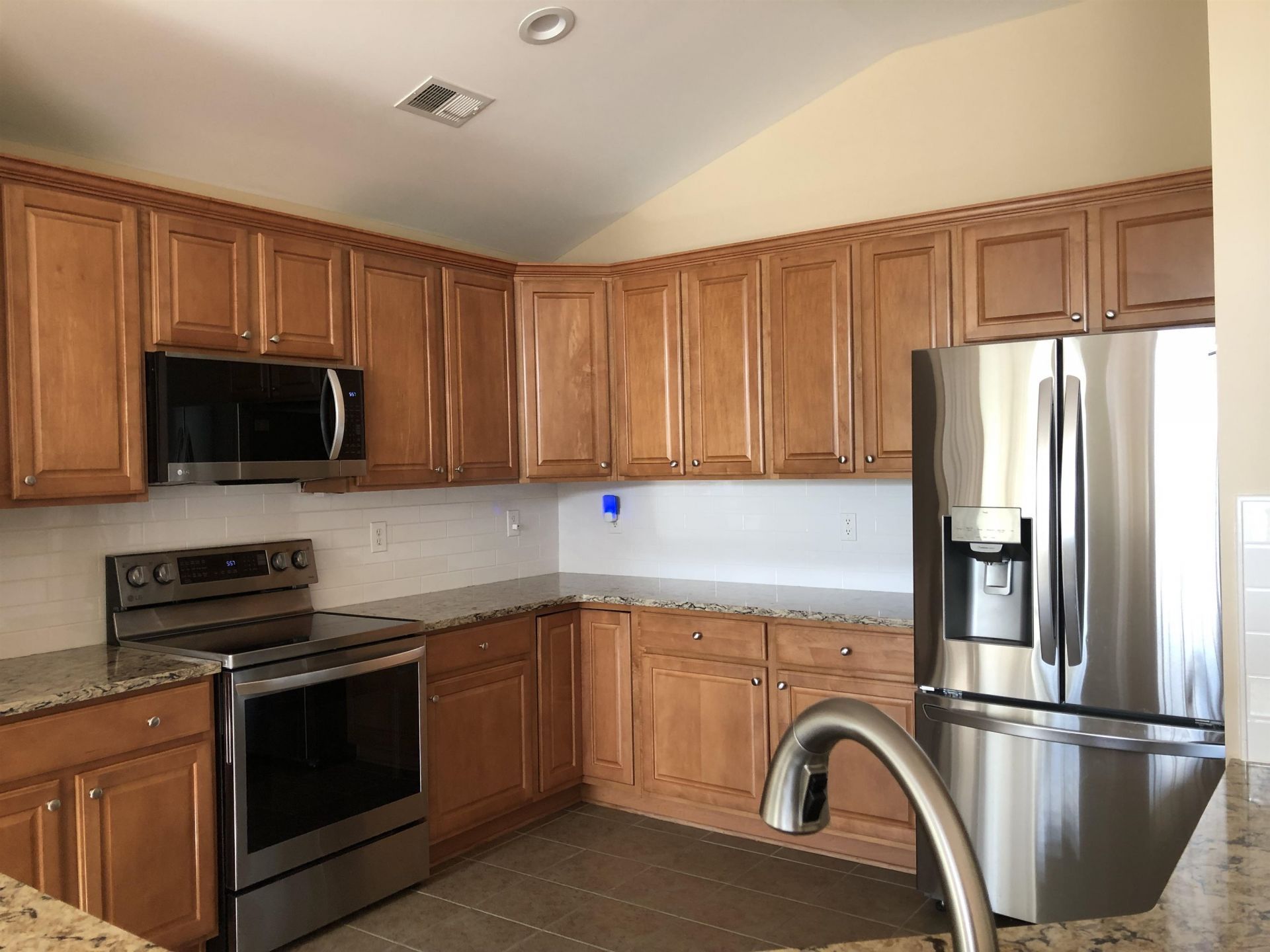 2135 Haystack Way  Photo 10