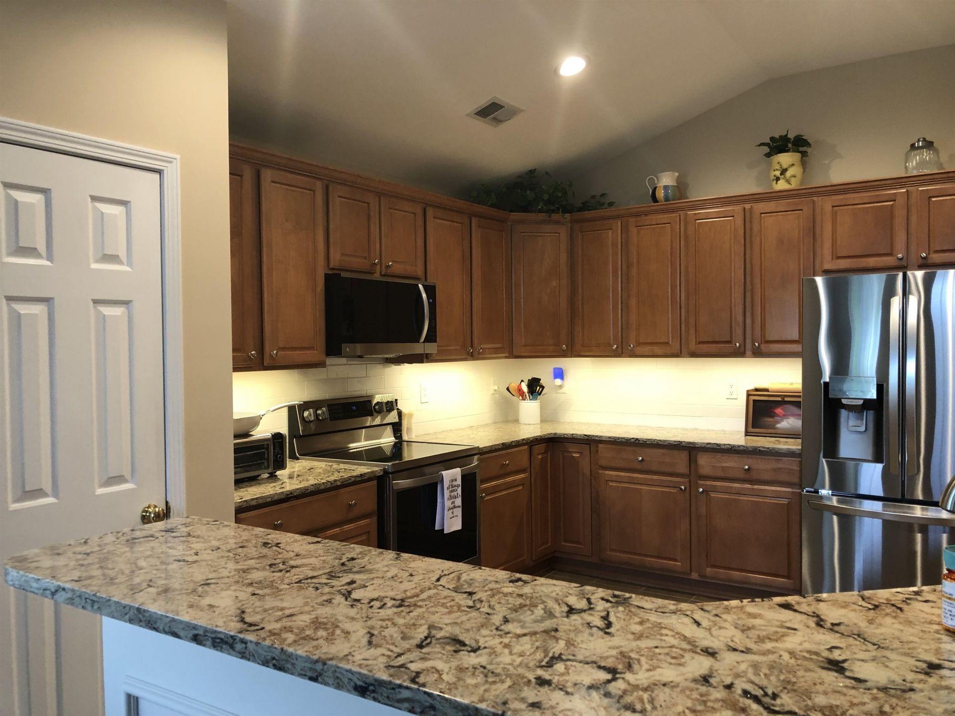 2135 Haystack Way  Photo 11