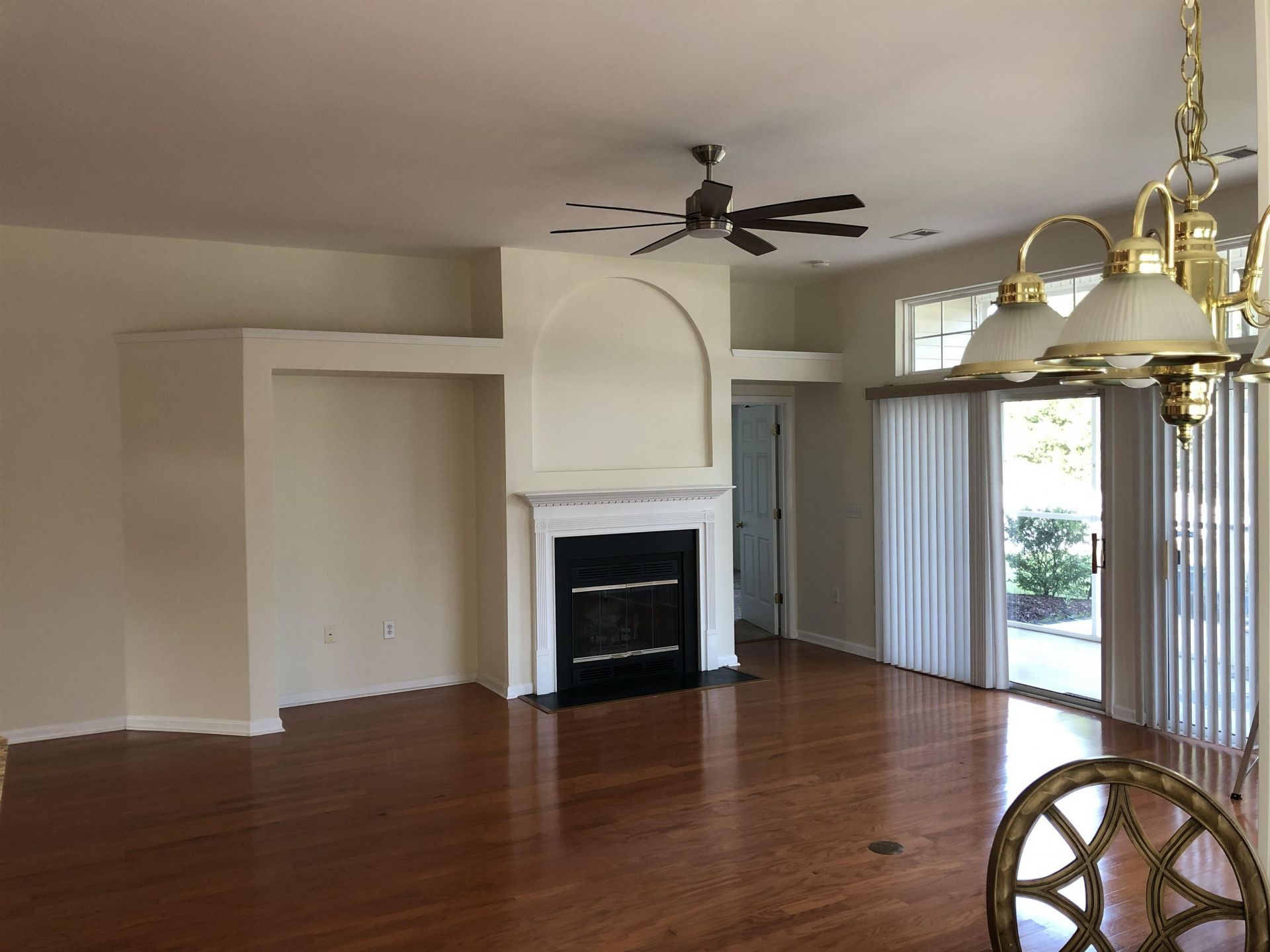 2135 Haystack Way Photo 6