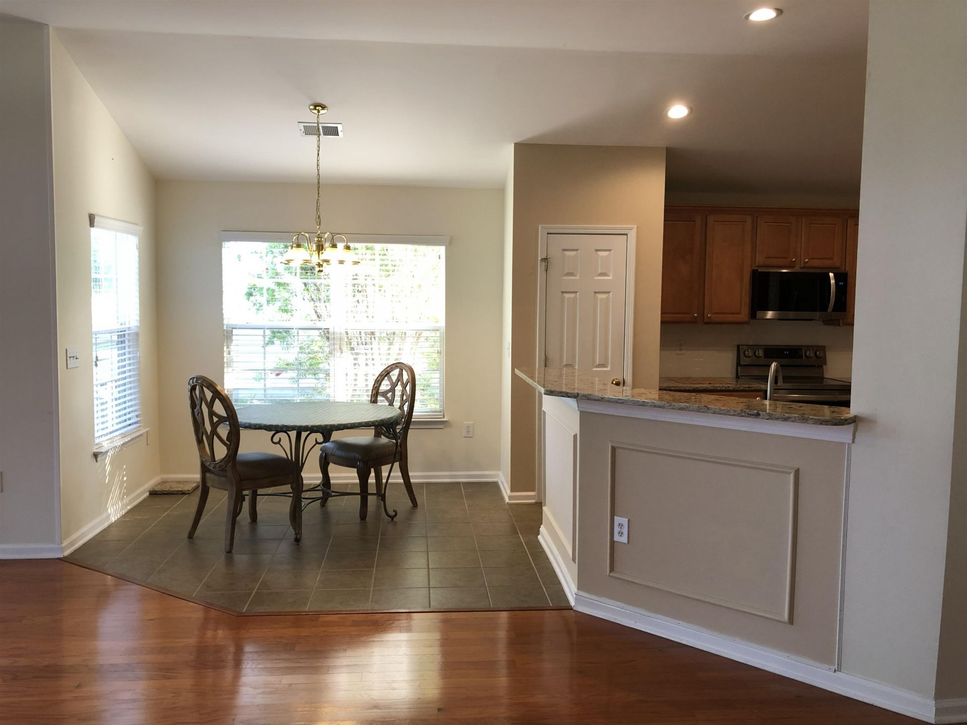 2135 Haystack Way Photo 7