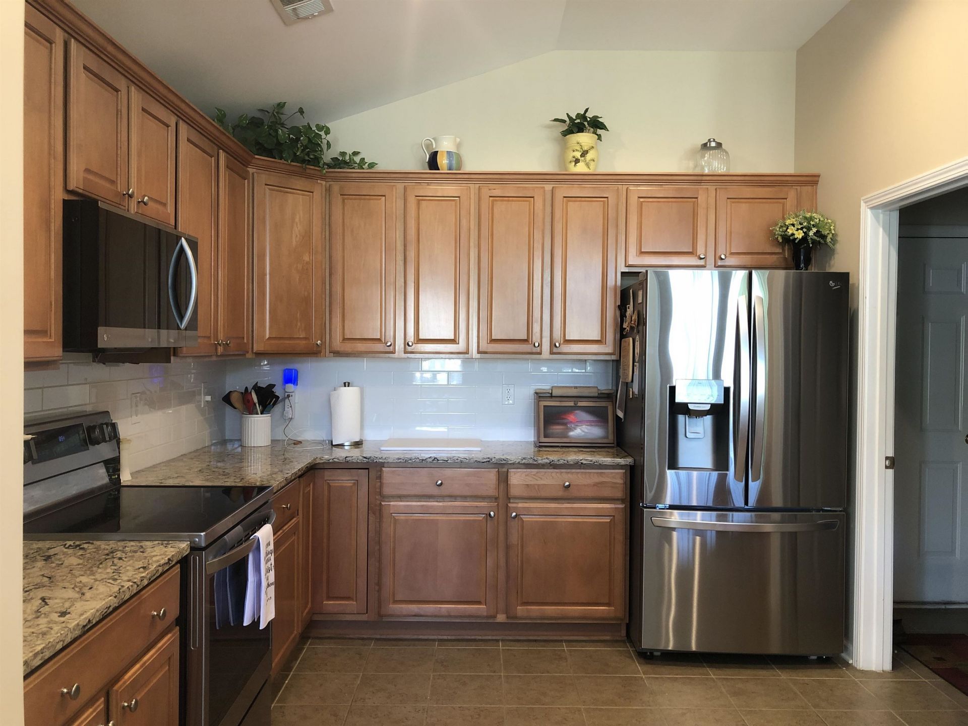 2135 Haystack Way  Photo 9
