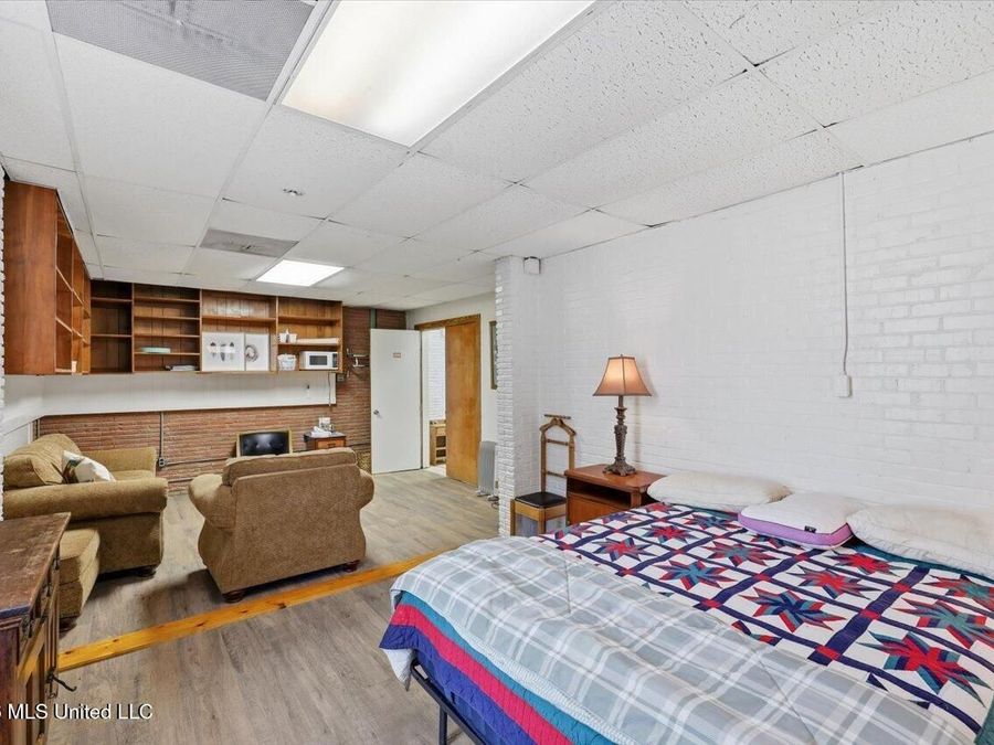 Property Image 38