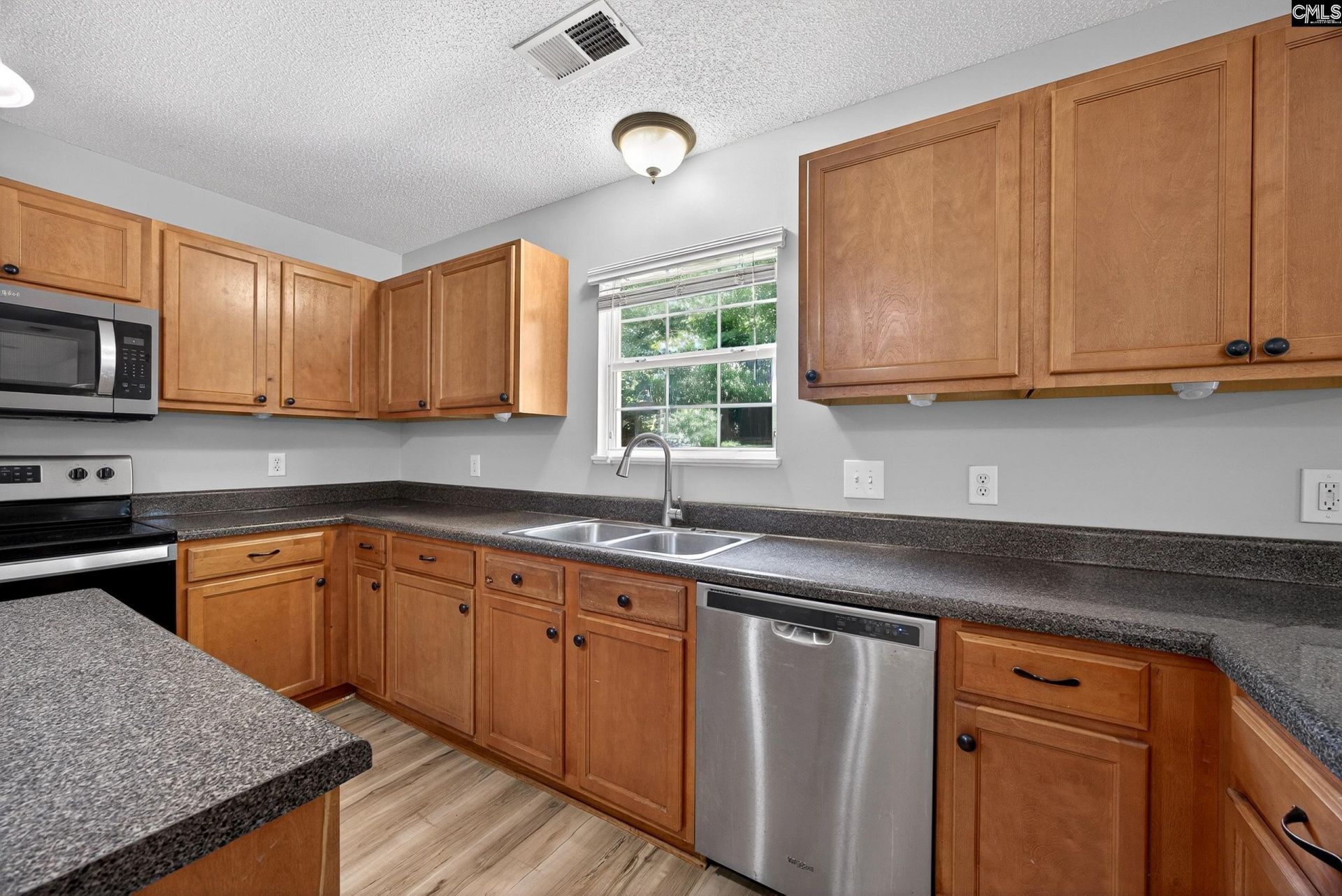 224 Walkbridge Way  Photo 12