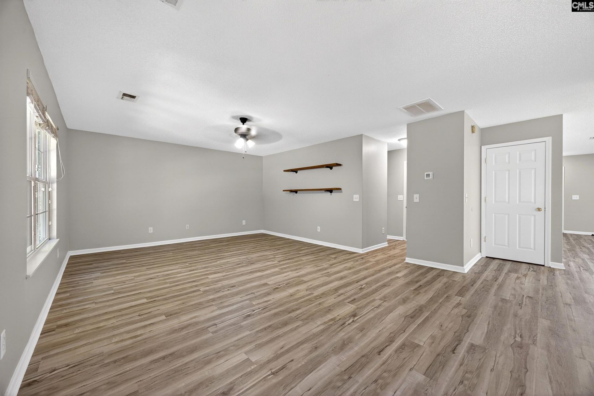 224 Walkbridge Way  Photo 14
